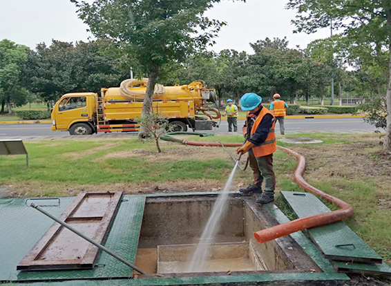 新城镇化油池清理